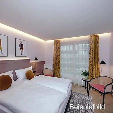 Goldener Ochs 4*