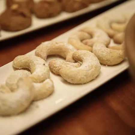 酒店 贡德耐奥克斯酒店 4*